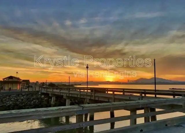 Property at 135 W F St, Benicia, CA, 94510, 2 beds, 1 bath, [object Object]