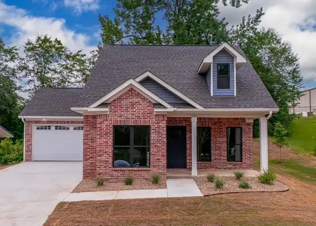 Property at 1208 N Olive St, Benton, AR, 72019, 3 beds, 2 baths, [object Object]