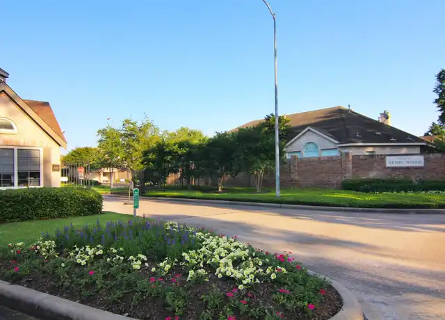 Property at 1215 Campton Ct, Houston, TX, 77055, 3 beds, 3 baths, [object Object]