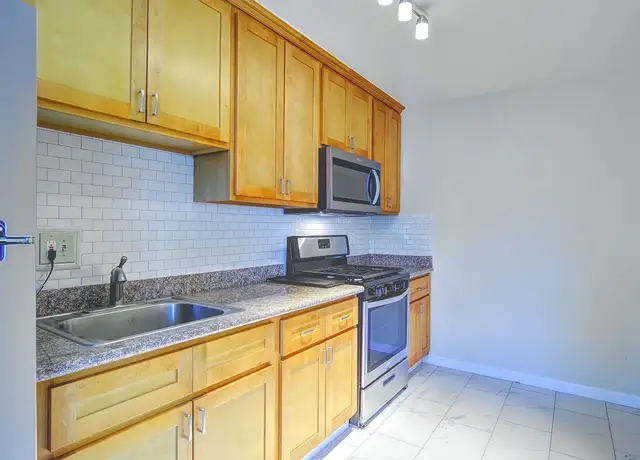 Photo of 25401 Cypress Ave, Hayward, CA 94544