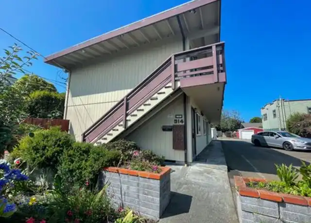 Property at 914 M St Unit 4 [PRM: Andrew], Eureka, CA, 95501, 1 bed, 1 bath, [object Object]