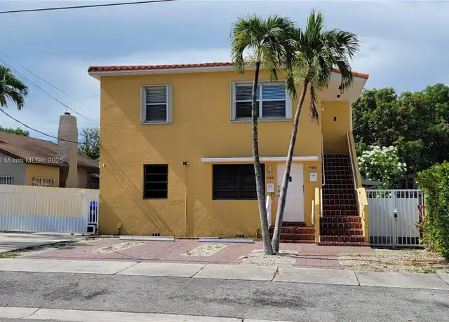 Property at 984 SW 9th St #1, Miami, FL, 33130, 2 beds, 1 bath, [object Object]