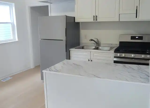Property at 2515 Youman St, Columbia, SC, 29204, 1 bed, 1 bath, [object Object]
