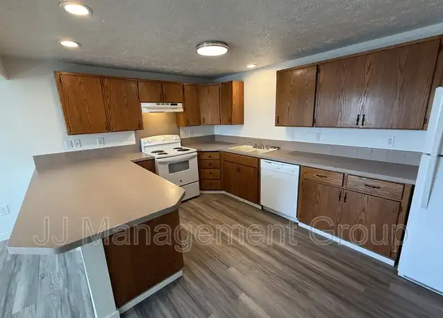 Property at 1231 2nd St, Cheney, WA, 99004, 2 beds, 1 bath, [object Object]