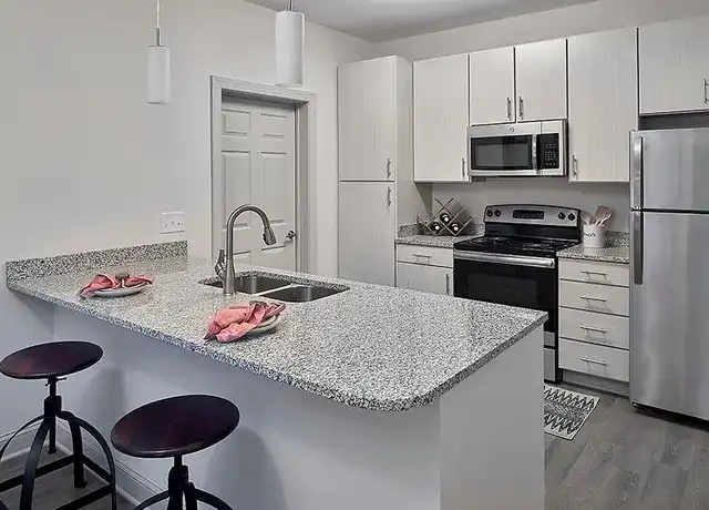 Property at Avion Point - 2335 W Tyvola Rd, Charlotte, NC, 28217, 1-3 bed, 1-2 bath, [object Object]