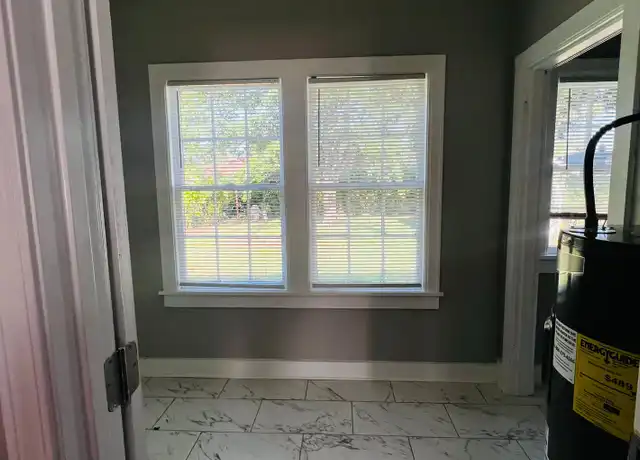 Property at 907 Birch St, Memphis, TN, 38108, 3 beds, 1 bath, [object Object]