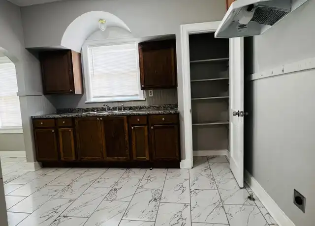 Property at 907 Birch St, Memphis, TN, 38108, 3 beds, 1 bath, [object Object]