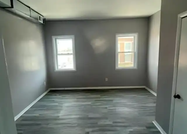 Property at 236 S Eaton St Unit 3, Baltimore, MD, 21224, 3 beds, 1 bath, [object Object]