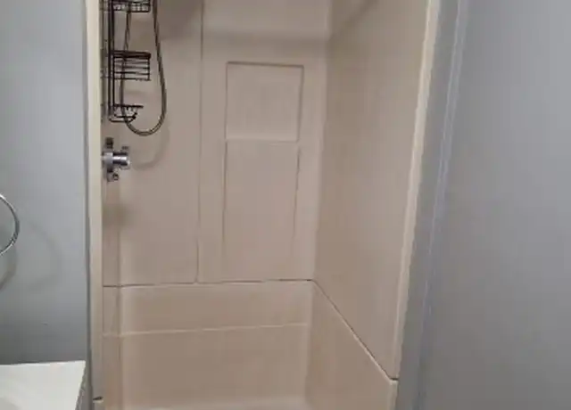 Property at 121 Grant St Unit A, Framingham, MA, 01702, 1 bed, 1 bath, [object Object]