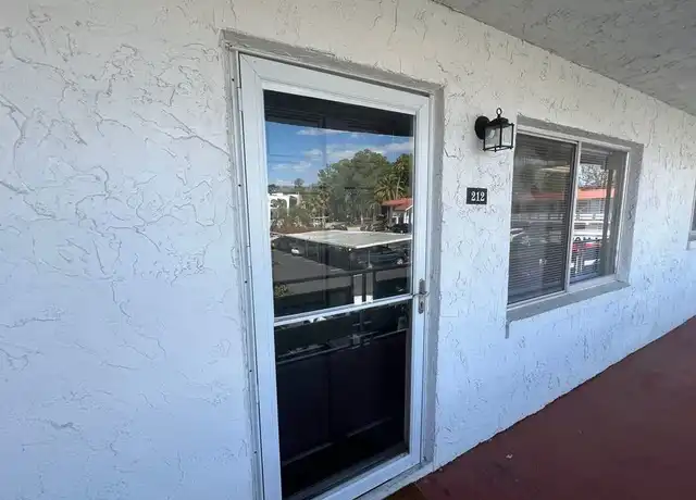 Property at 1100 Martinique Dr #212, Winter Haven, FL, 33884, 2 beds, 1 bath, [object Object]