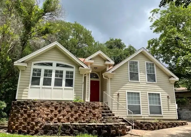 Property at 5615 Shoal Creek Blvd, Austin, TX, 78756, 4 beds, 2 baths, [object Object]