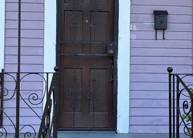 Property at 8610 Belfast St, New Orleans, LA, 70118, 1 bed, 1 bath, [object Object]