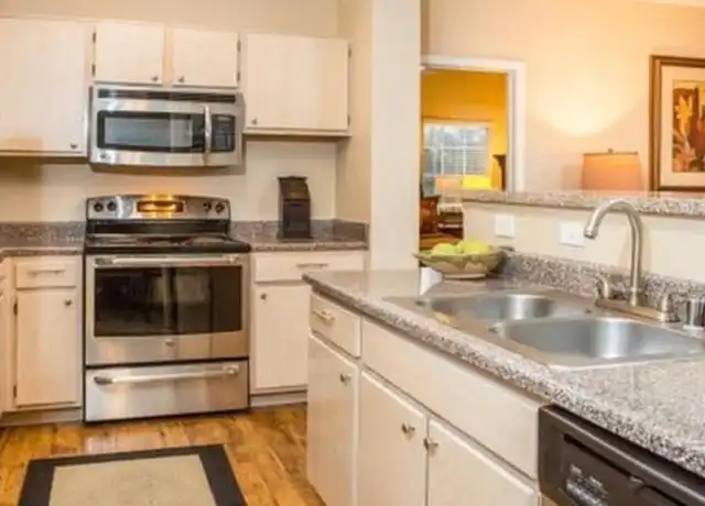Property at 2775 N State Hwy 360 Service Rd E, Grand Prairie, TX, 75050, 1 bed, 1 bath, [object Object]