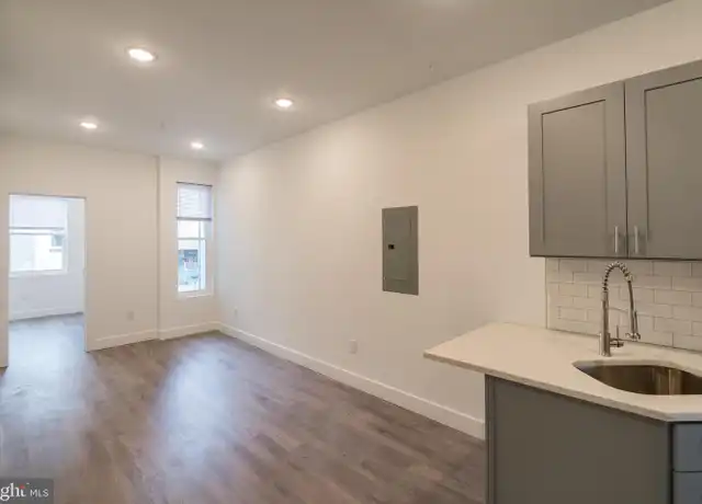Property at 1711 Snyder Ave Unit 1, Philadelphia, PA, 19145, 2 beds, 1 bath, [object Object]