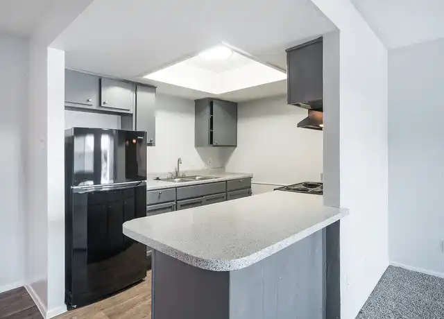 Property at 2835 Villa Creek Dr, Dallas, TX, 75234, 1 bed, 1 bath, [object Object]