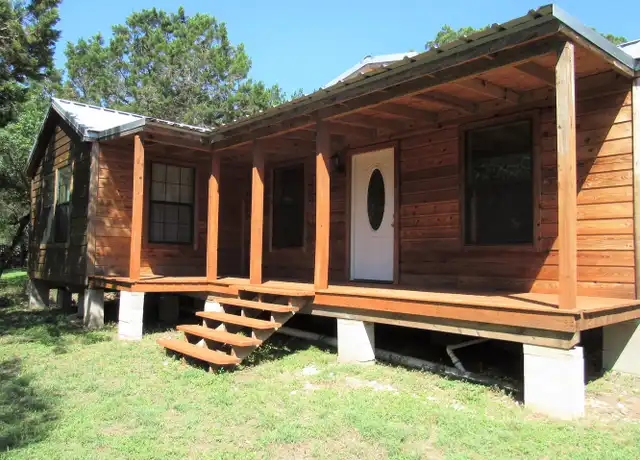 Property at 154 Deer Trail Dr, Lakehills, TX, 78063, 1 bed, 1 bath, [object Object]