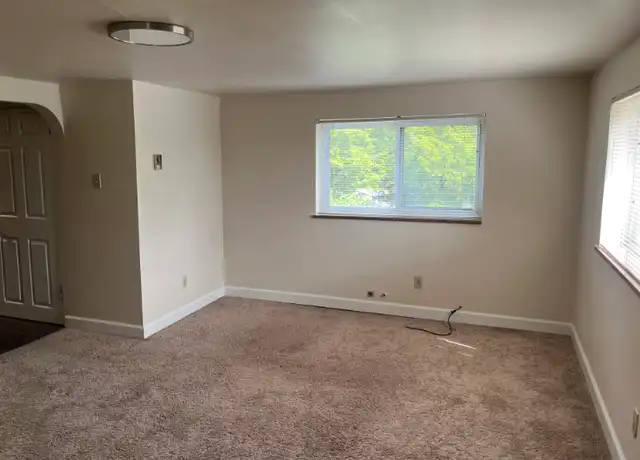 Property at 3502 Brodhead Rd Unit R2, Monaca, PA, 15061, 2 beds, 1 bath, [object Object]