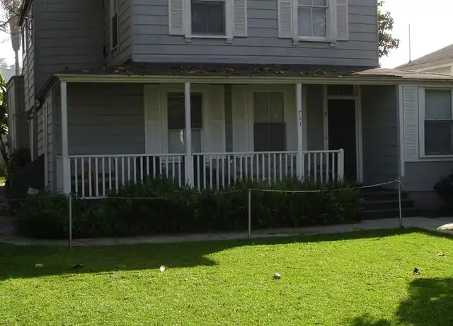 Property at 711 De La Vina St Unit 4, Santa Barbara, CA, 93101, 3 beds, 1 bath, [object Object]