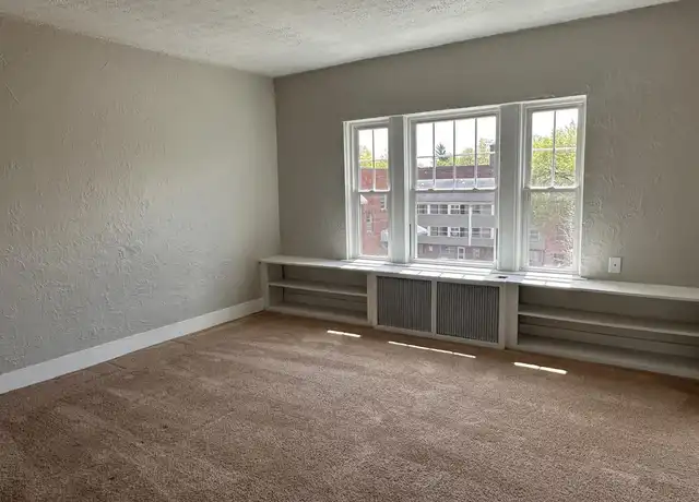 Property at 214 N Portage Path Unit 310, Akron, OH, 44303, 0 beds, 1 bath, [object Object]