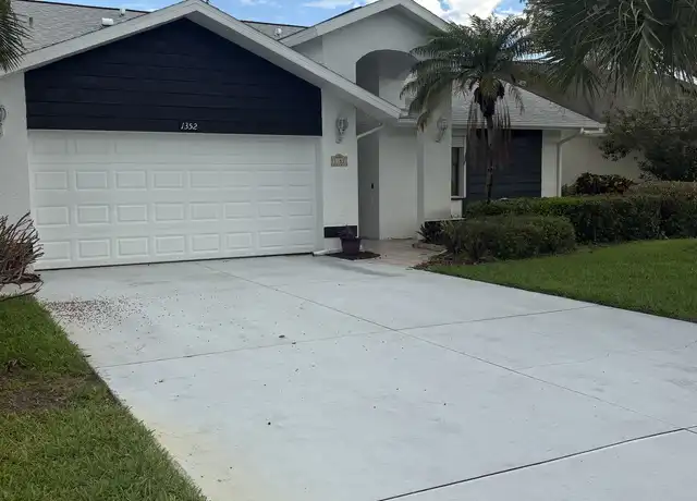 Property at 1352 Monarch Cir, Naples, FL, 34116, 3 beds, 2 baths, [object Object]