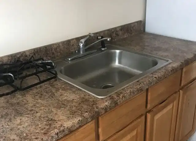 Property at 9 Dodd St Apt B2, Bloomfield, NJ, 07003, 1 bed, 1 bath, [object Object]