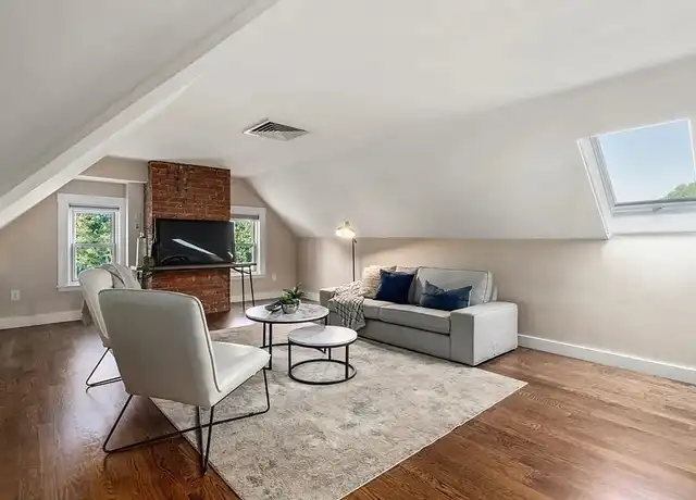 Property at 332 Jamaicaway #6, Jamaica Plain, MA, 02130, 2 beds, 1 bath, [object Object]