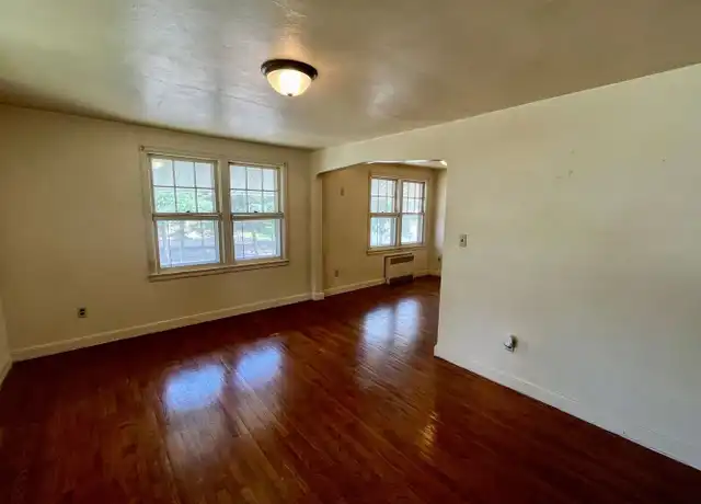 Property at 110 S State St Unit 7, Merrill, WI, 54452, 2 beds, 1 bath, [object Object]