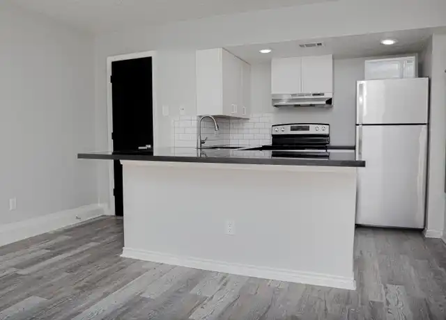 Property at 4748 Merwin St, Houston, TX, 77027, 1 bed, 1 bath, [object Object]