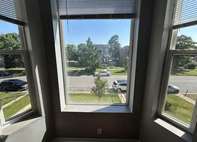 Property at 3140 W Fulton St Unit 2, Chicago, IL, 60612, 4 beds, 1 bath, [object Object]