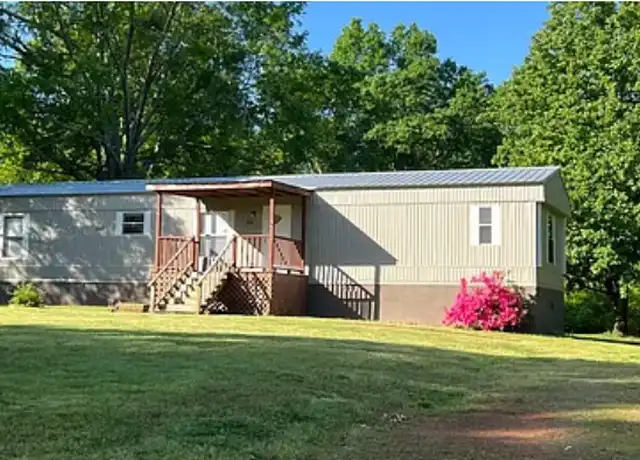 Property at 2790 Athens Hwy, Jefferson, GA, 30549, 4 beds, 2 baths, [object Object]