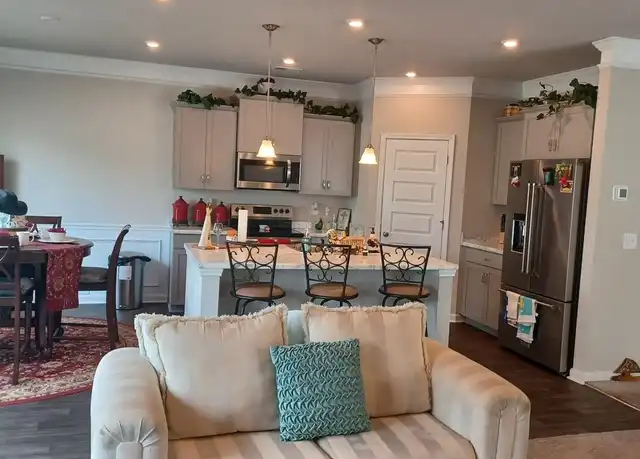 Property at 2384 Hastings Manor Ln, Hampton, GA, 30228, 1 bed, 1 bath, [object Object]