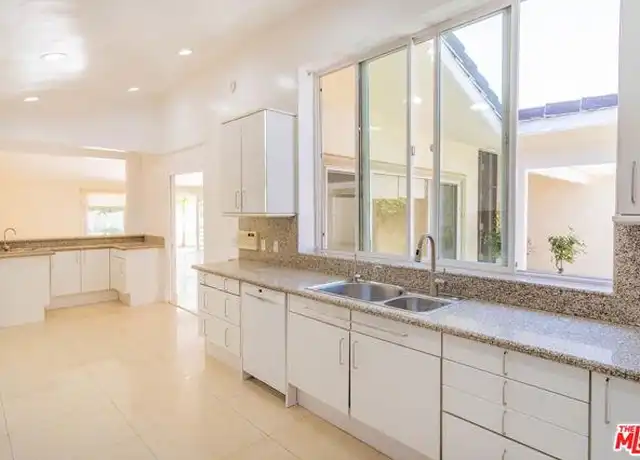 Property at 480 N Robinwood Dr, Los Angeles, CA, 90049, 5 beds, 4 baths, [object Object]