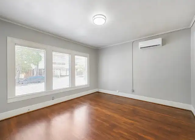 Property at 2411 Dunlavy St Unit 1, Houston, TX, 77006, 1 bed, 1 bath, [object Object]
