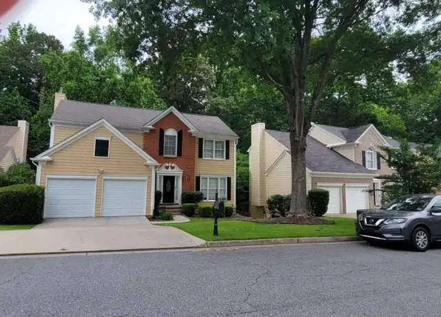 Property at 11125 Glenbarr Dr, Duluth, GA, 30097, 5 beds, 2.5 baths, [object Object]