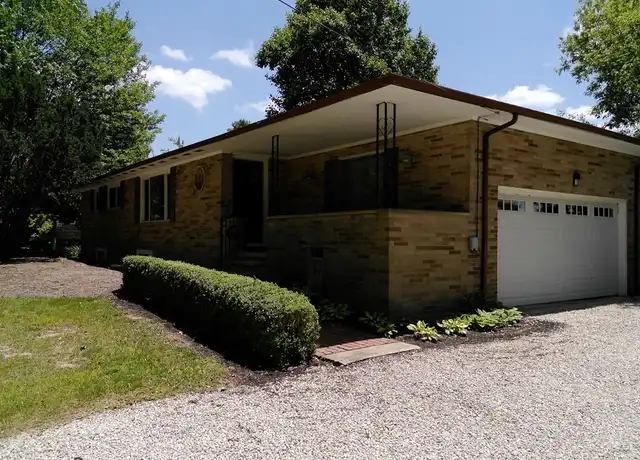 Property at 5192 Center Rd, Brunswick, OH, 44212, 5 beds, 2.5 baths, [object Object]