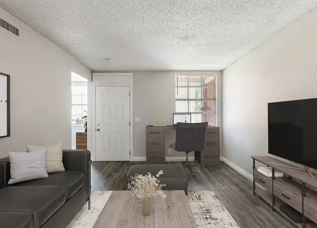 Photo of 2600 E 113th Ave, Tampa, FL 33612