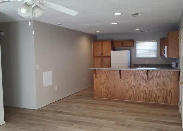 Property at 109 Garden Cir #4, Branson, MO, 65616, 2 beds, 2 baths, [object Object]