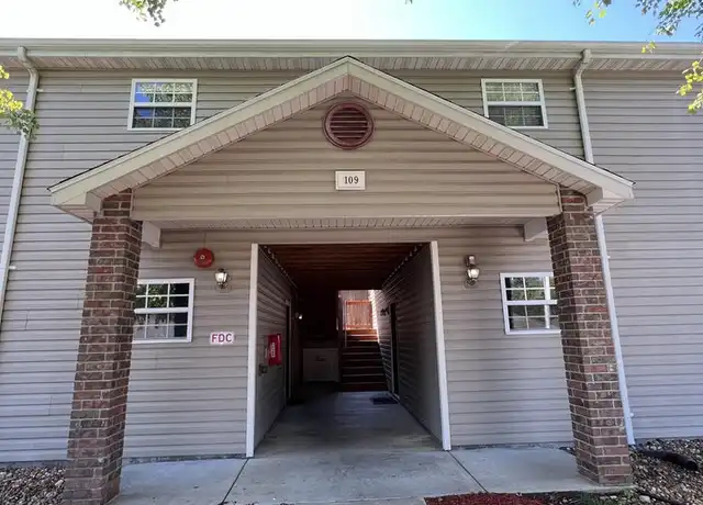 Property at 109 Garden Cir #4, Branson, MO, 65616, 2 beds, 2 baths, [object Object]