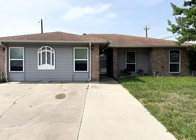 Property at 10502 Hemlock Rd, Corpus Christi, TX, 78410, 3 beds, 2 baths, [object Object]