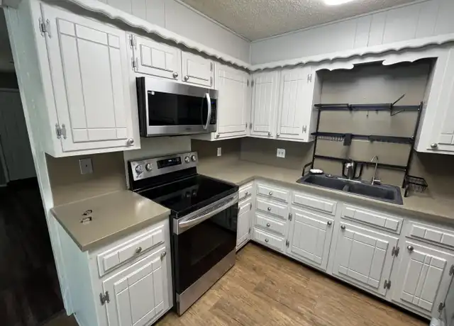 Property at 5506 12th St, Lubbock, TX, 79416, 4 beds, 1.5 baths, [object Object]