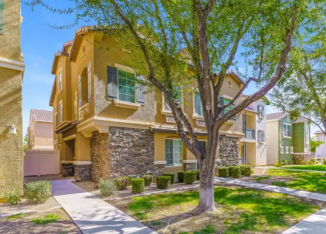 Property at 163 W Tremaine Ct, Gilbert, AZ, 85233, 4 beds, 2 baths, [object Object]