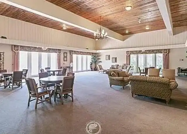 Property at 6619 La Mirada Dr W #4, Jacksonville, FL, 32217, 2 beds, 1 bath, [object Object]