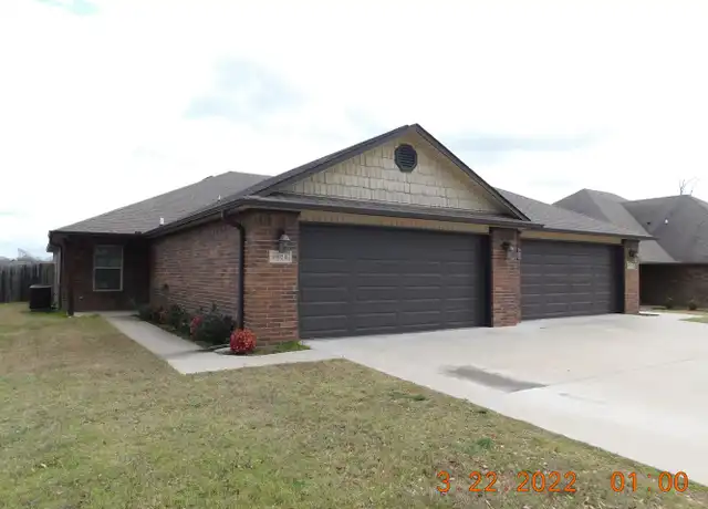 Property at 1002 Springhill Rd Unit B, Barling, AR, 72923, 3 beds, 2 baths, [object Object]