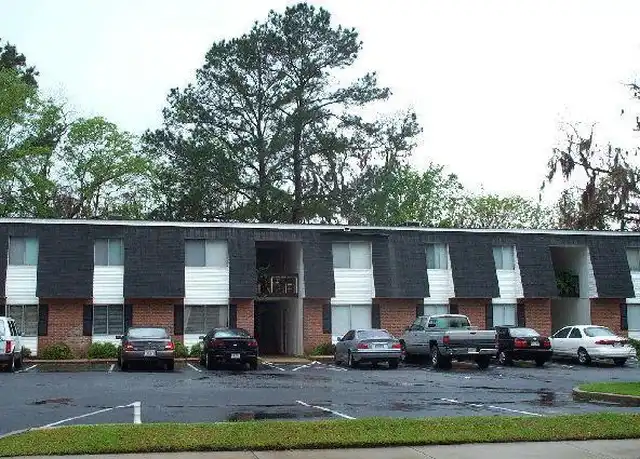 Property at 1004 N Oak St Unit 8, Valdosta, GA, 31601, 2 beds, 1 bath, [object Object]