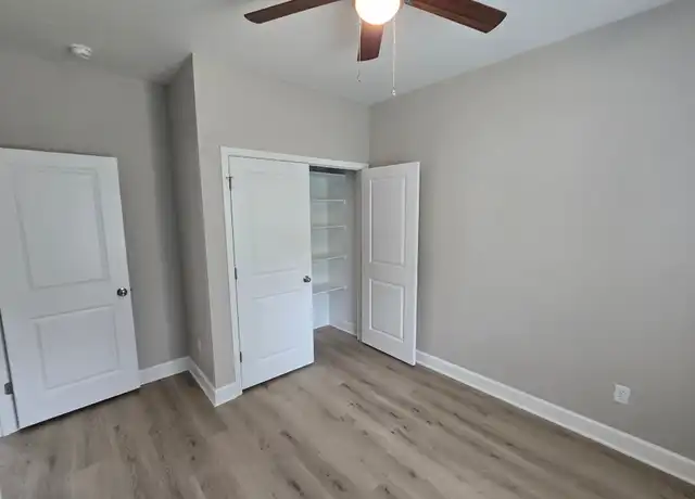 Property at 5703 Valley Dr, Little Rock, AR, 72209, 2 beds, 1 bath, [object Object]