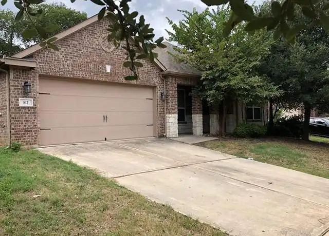 Property at 817 Summer Oaks Dr, Denton, TX, 76209, 4 beds, 2 baths, [object Object]