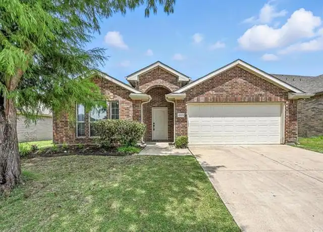Property at 4029 Liberty Trl, Heartland, TX, 75126, 3 beds, 2 baths, [object Object]