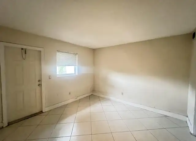 Property at 610 NE 29th Dr, Wilton Manors, FL, 33334, 1 bed, 1 bath, [object Object]