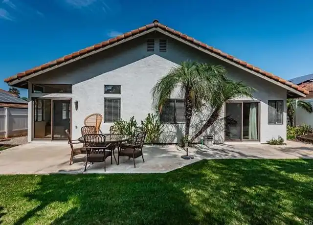 Property at 729 Poinsettia Park S, Encinitas, CA, 92024, 3 beds, 2 baths, [object Object]