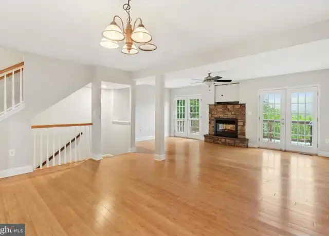 Property at 412 Heckle St, Phoenixville, PA, 19460, 3 beds, 2.5 baths, [object Object]